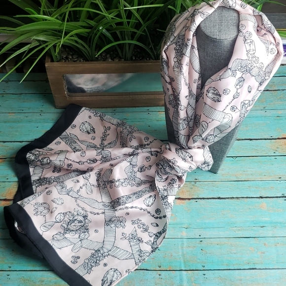 Ann Taylor Accessories - Ann Taylor | Scarf | Pink & Black